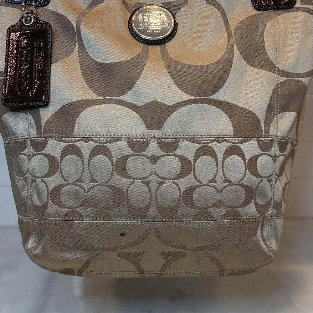 Coach authentic designer